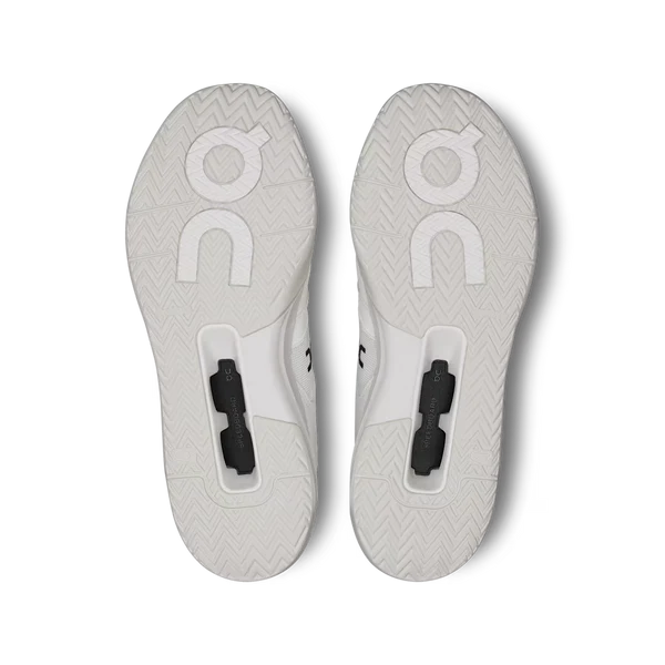 THE ROGER Clubhouse Pro